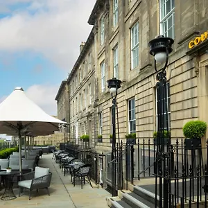 Hotell Courtyard By Marriott