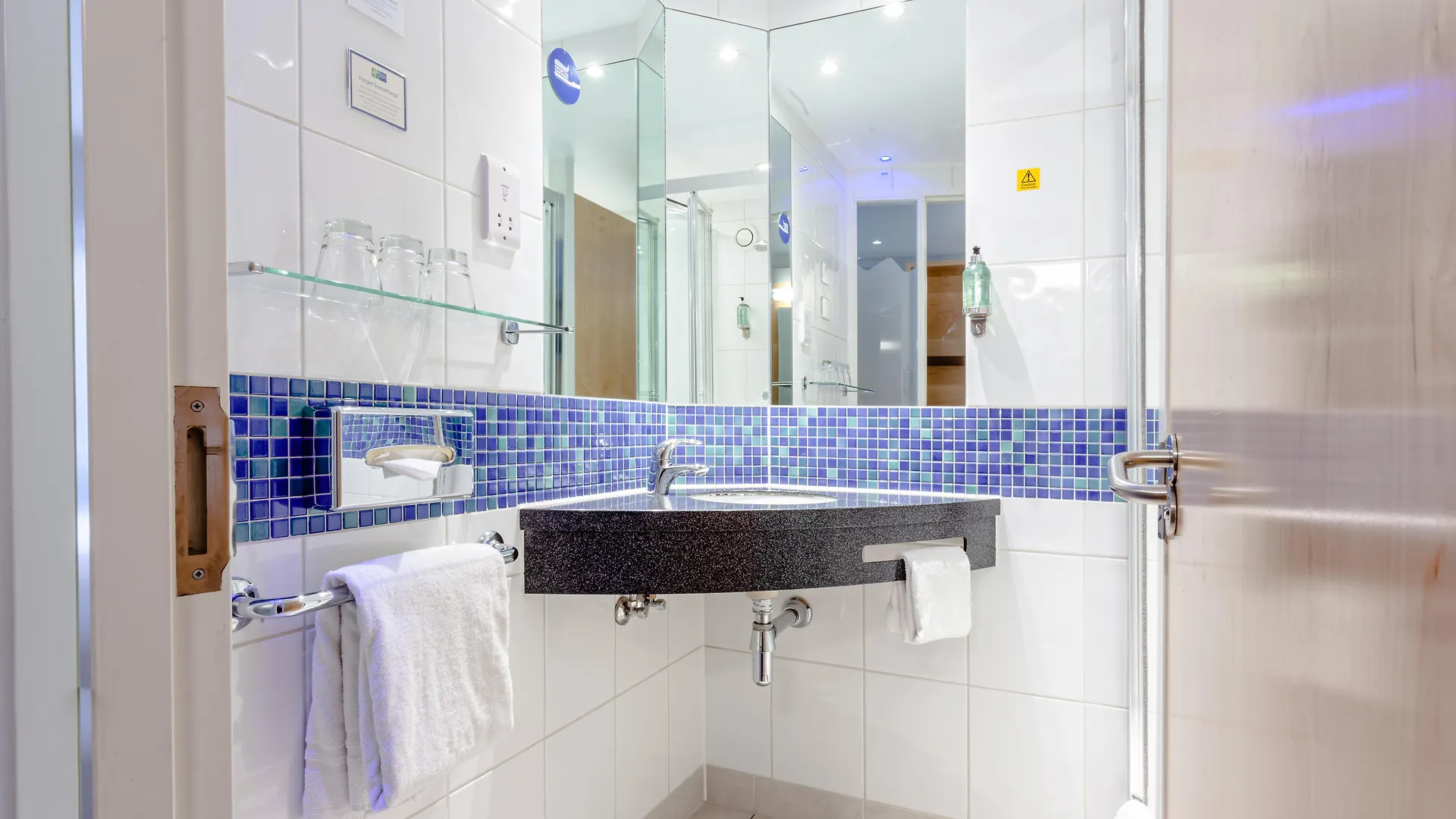 Hotel Holiday Inn Express Edinburgh - Royal Mile By Ihg