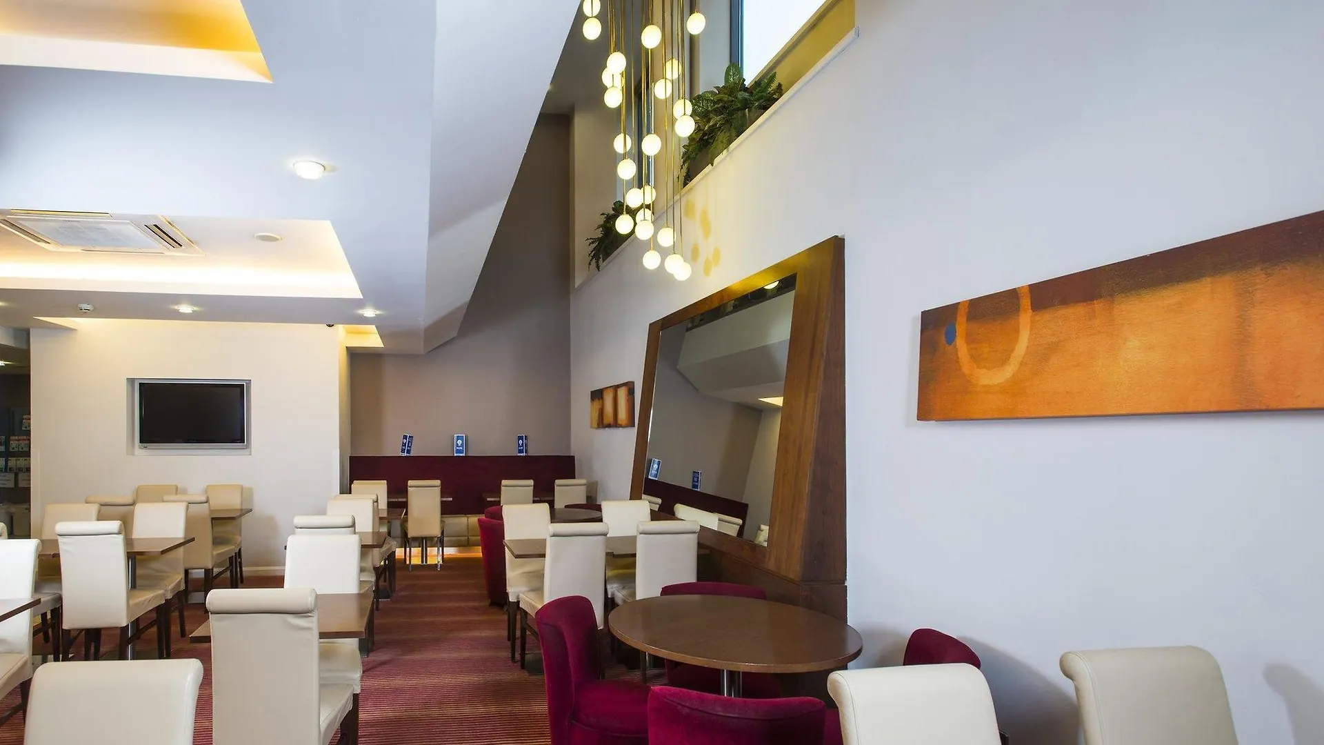 Hotel Holiday Inn Express Edinburgh - Royal Mile By Ihg