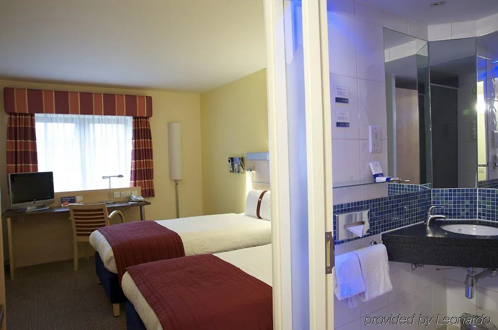 Holiday Inn Express Edinburgh - Royal Mile By Ihg 3*,