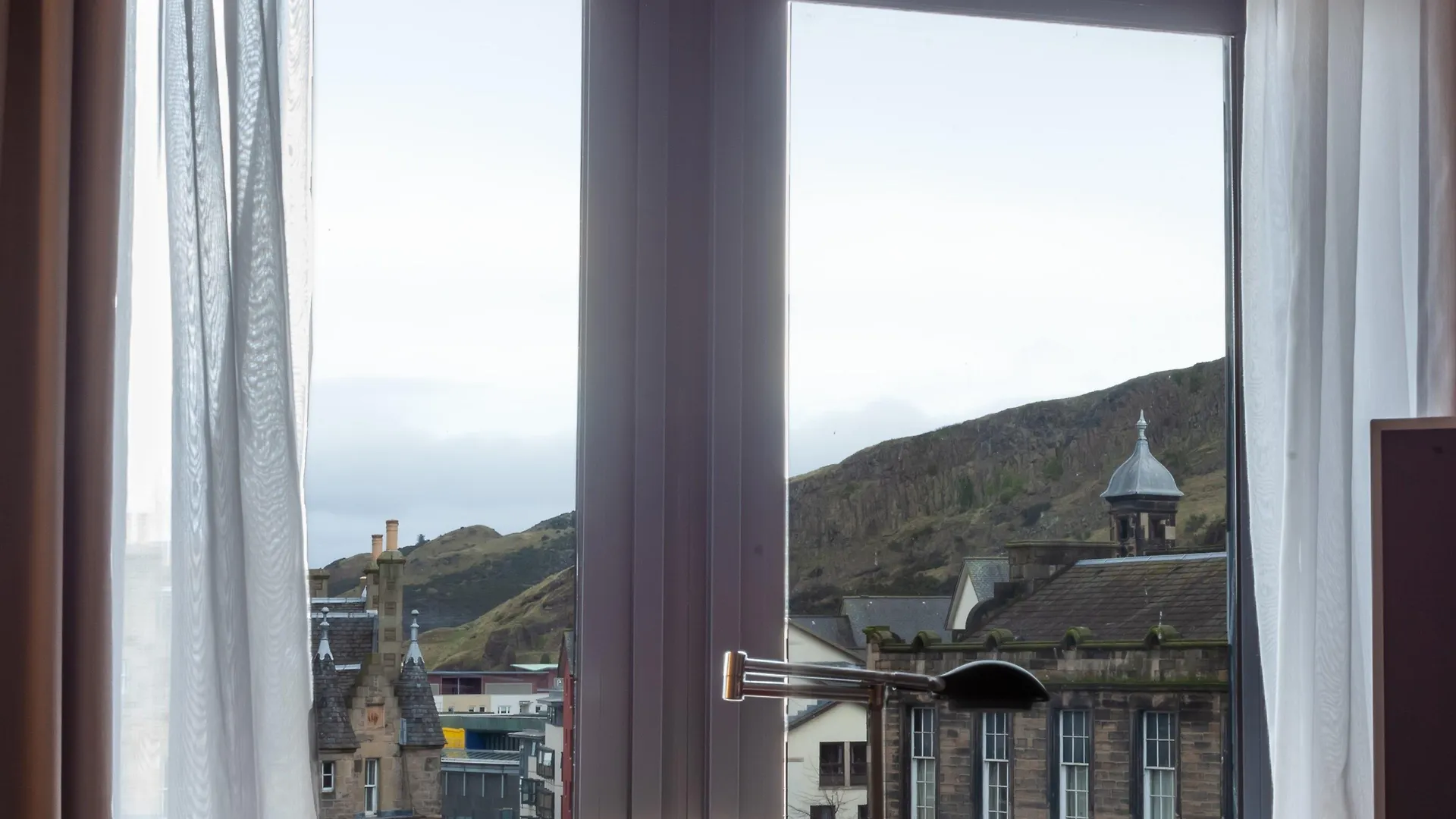 Holiday Inn Express Edinburgh - Royal Mile By Ihg Hotel