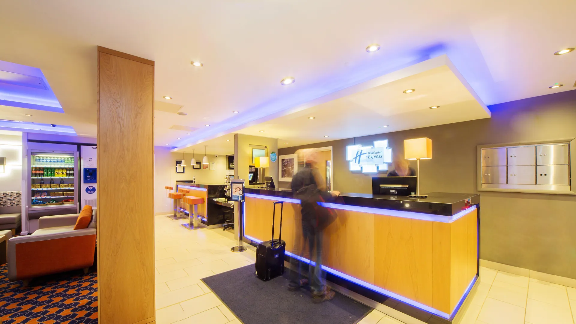 Holiday Inn Express Edinburgh - Royal Mile By Ihg Hotel