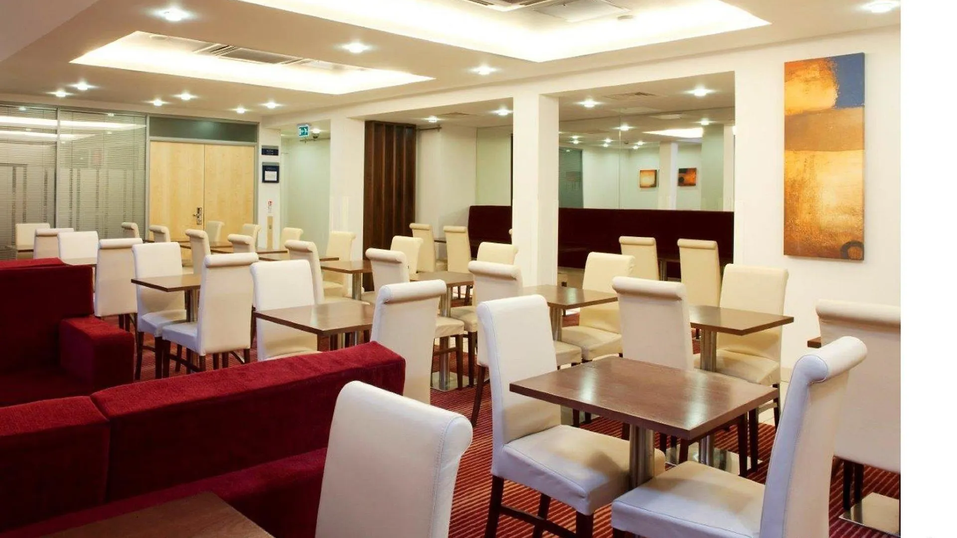 Hotel Holiday Inn Express Edinburgh - Royal Mile By Ihg